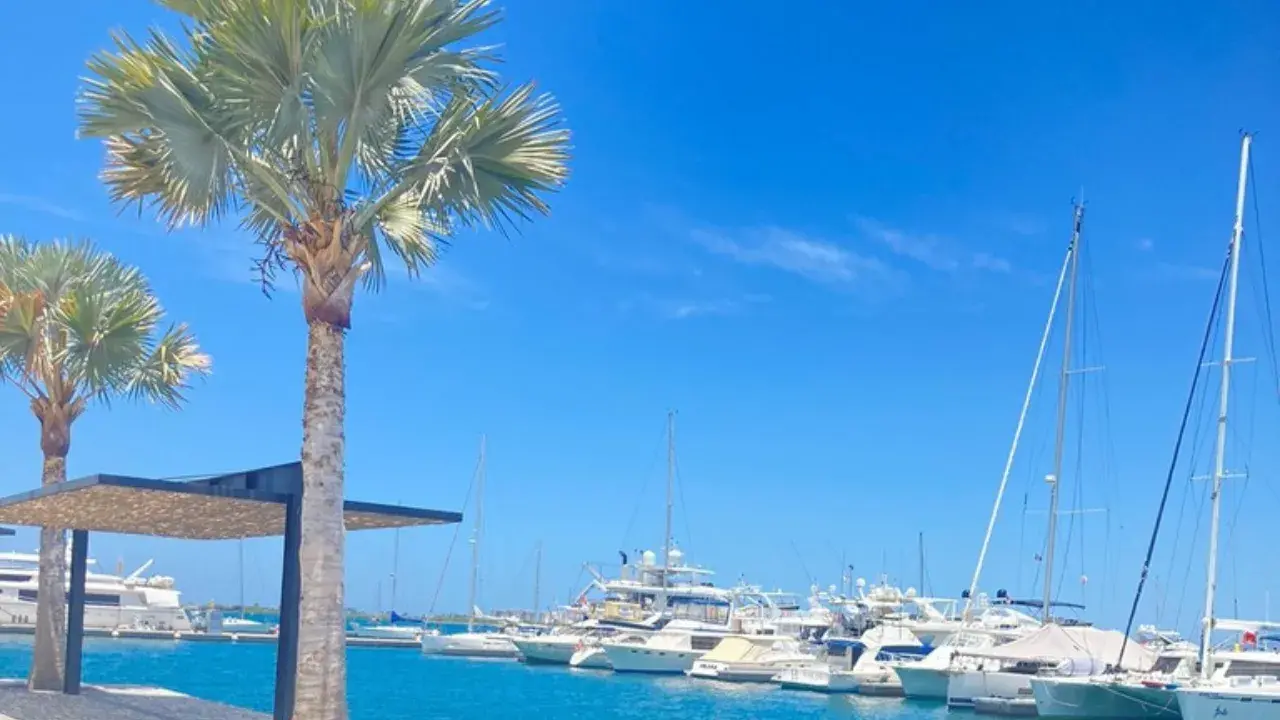 The climate of La Paz gives us beautiful skies. 