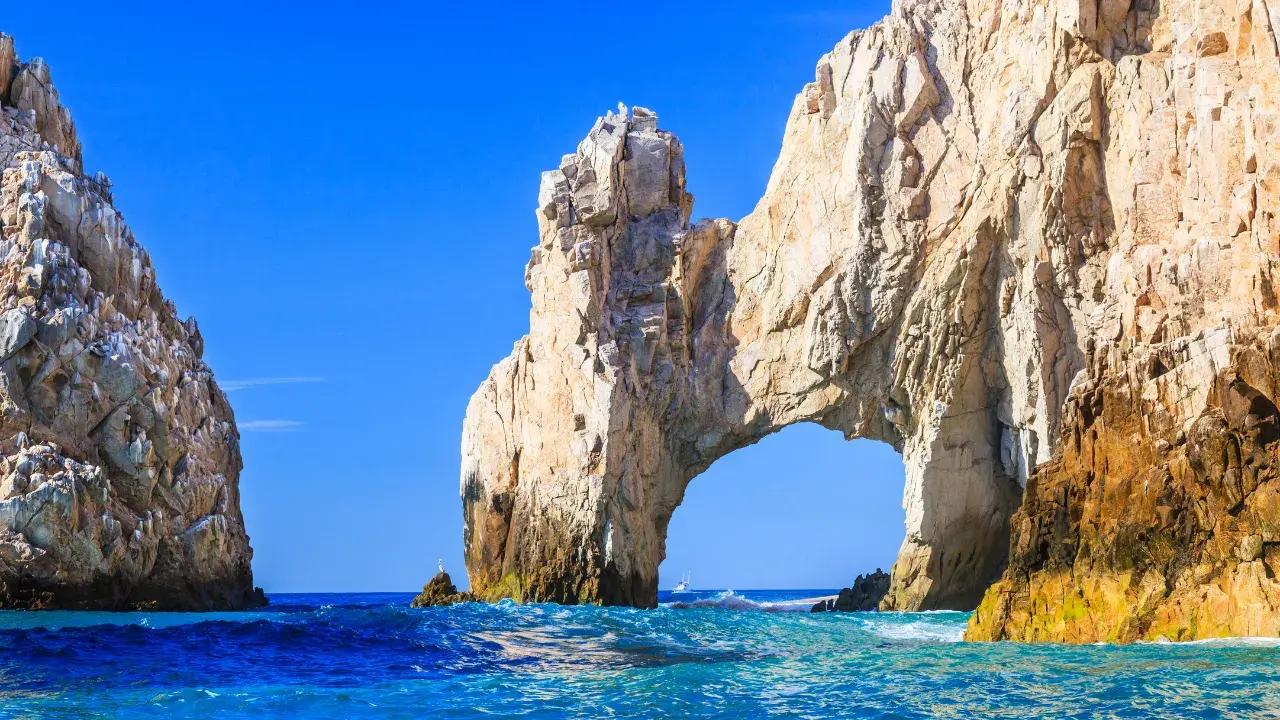 La Paz vs. Cabo: 10 Facts You Must Know.